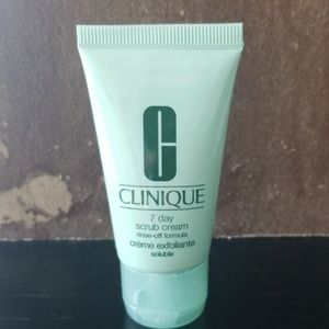 Clinique 7-Day Scrub Cream